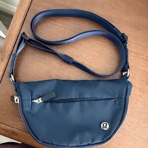 Lululemon Athletica All Night Festival Bag - Navy Blue